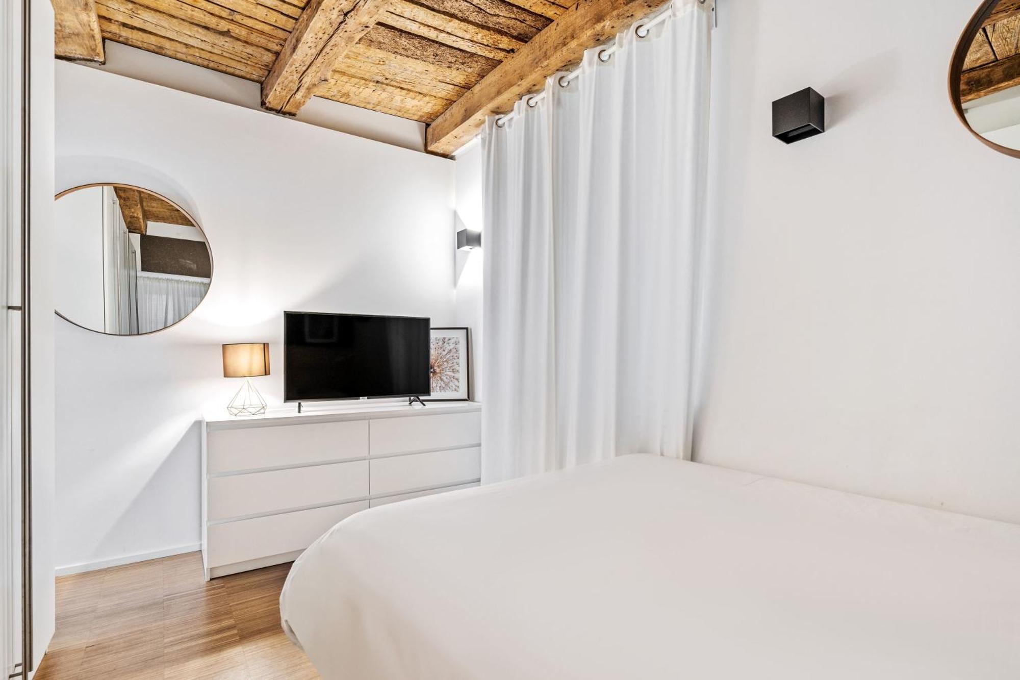 Modern 1Br Apartment In Unesco Grund, Luxemburg Buitenkant foto